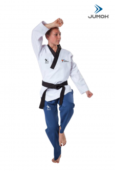 JUMOK SİYAH YAKA GENÇ BÜYÜK BAYAN POOMSE ELBİSESİ